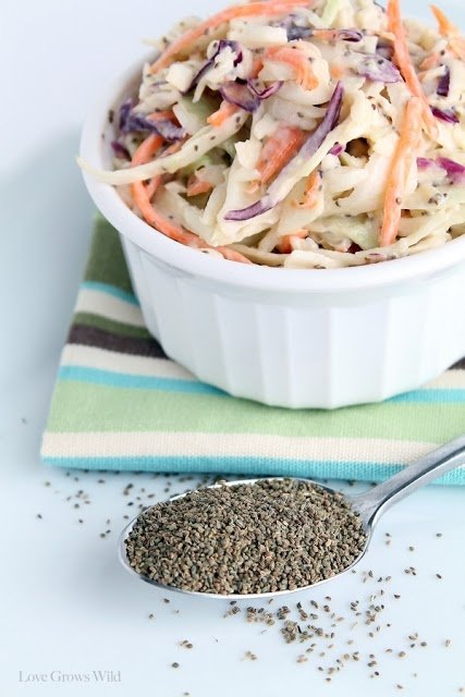 Easy Creamy Coleslaw