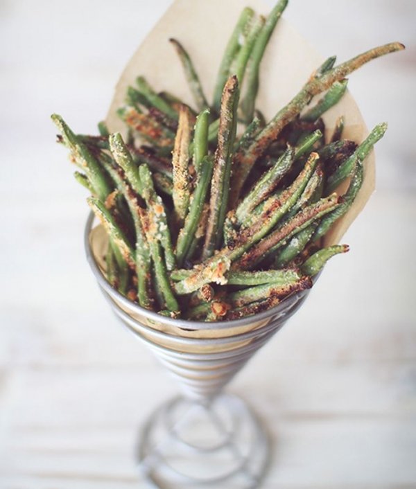 Crispy Baked Parmesan Green Beans