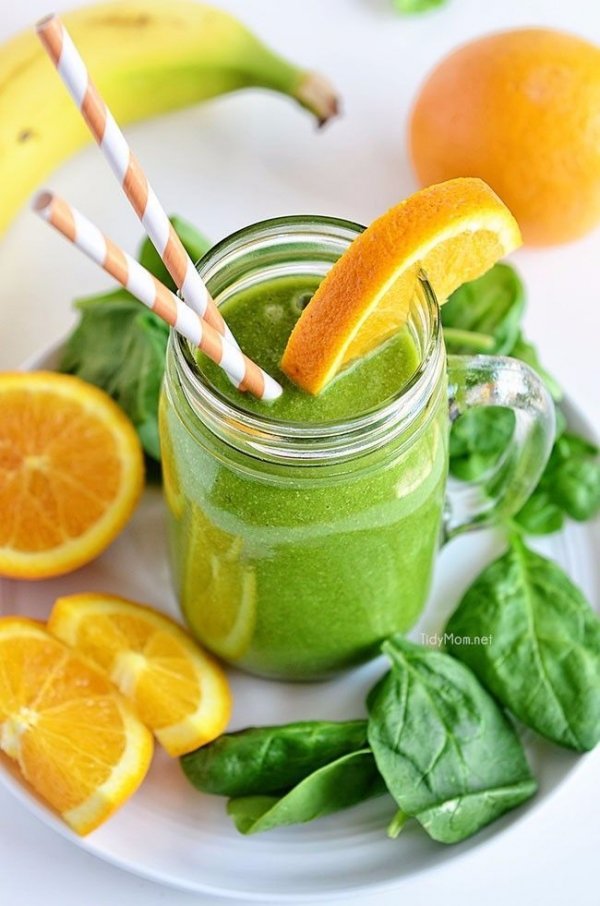 Tropical Green Smoothie