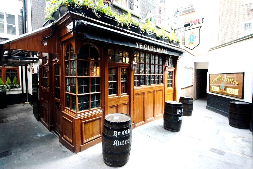 Ye Olde Mitre, London