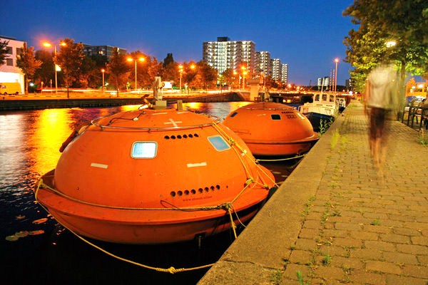 Survival Pod Hotel, Amsterdam