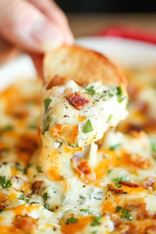 Cheesy Bacon Spinach Dip