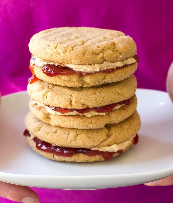 Peanut Butter and Jelly Sandwich Cookies