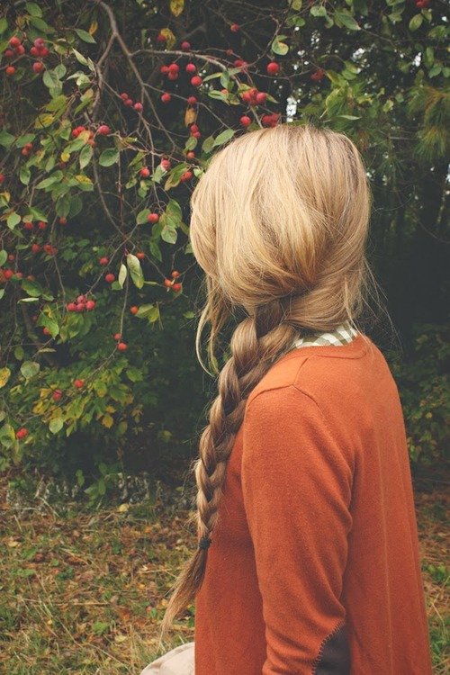 Wear the Lovely Loose Side Braid