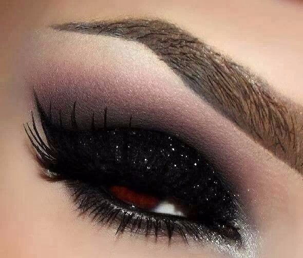 Dark Smokey Eye