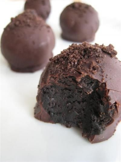 Oreo Cream Cheese Truffles