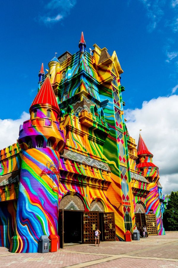 Beto Carrero World,color,landmark,temple,hindu temple,