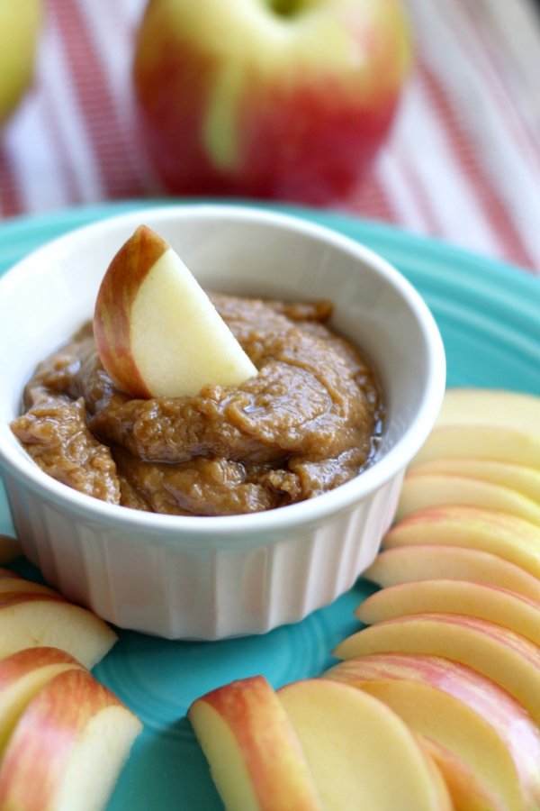 Apples and Natural Peanut Butter