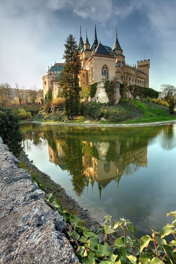 Castle of Spirits, Slovakia