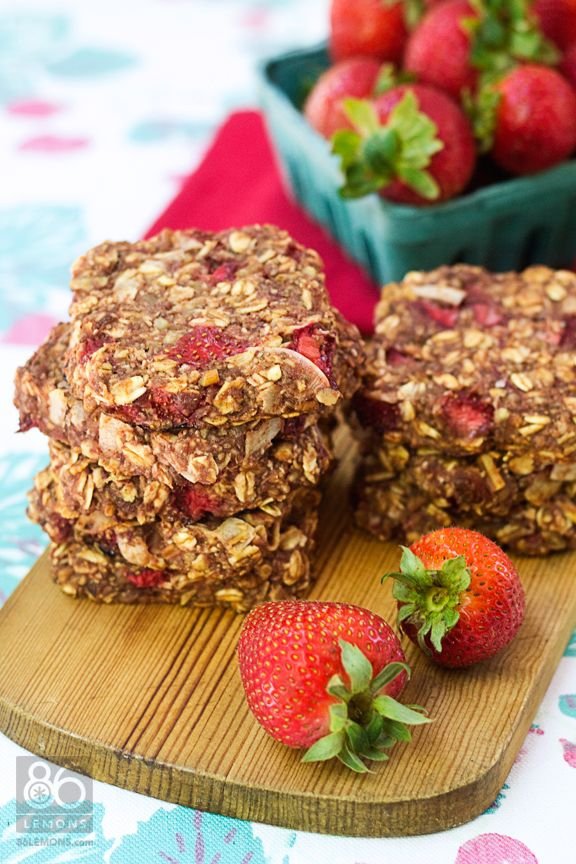 Strawberry Breakfast Cookies