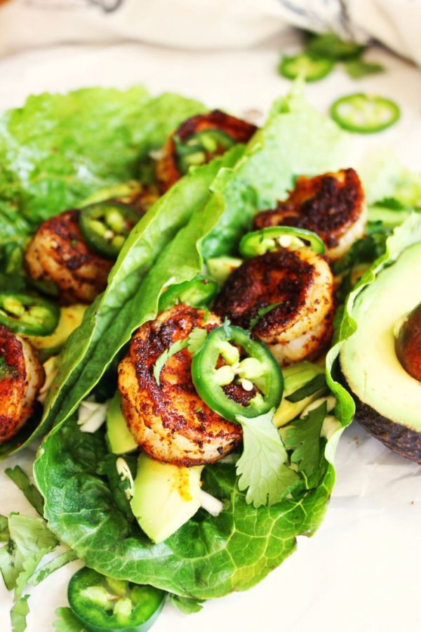 Spicy Shrimp and Avocado Lettuce Wraps