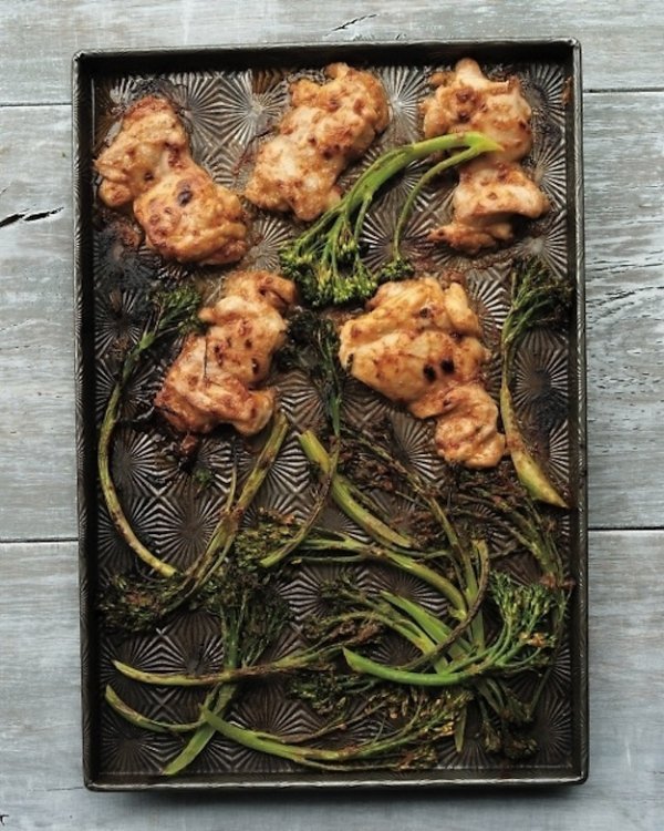 Spicy Peanut Chicken with Broccolini