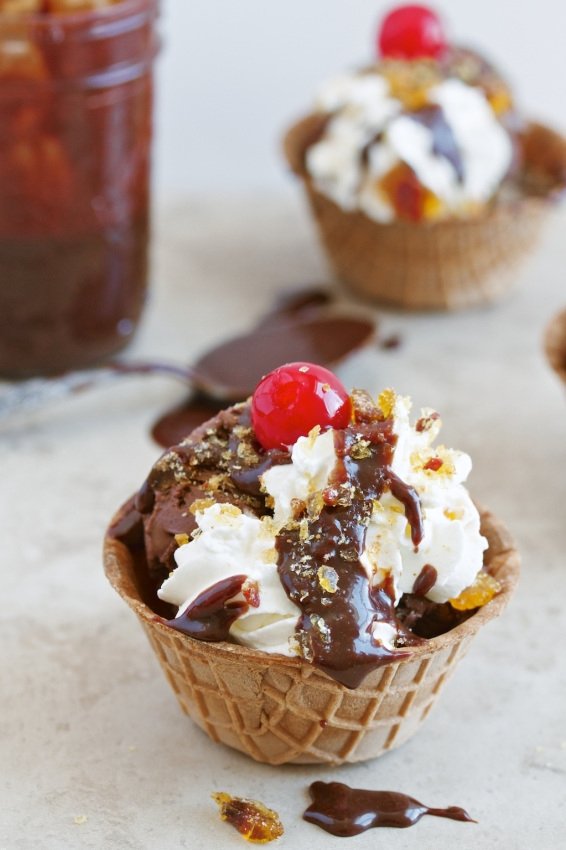 Easy Ice Cream Sundae