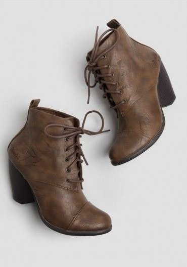 Midi Boots