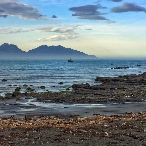 sea, sky, body of water, coast, shore,