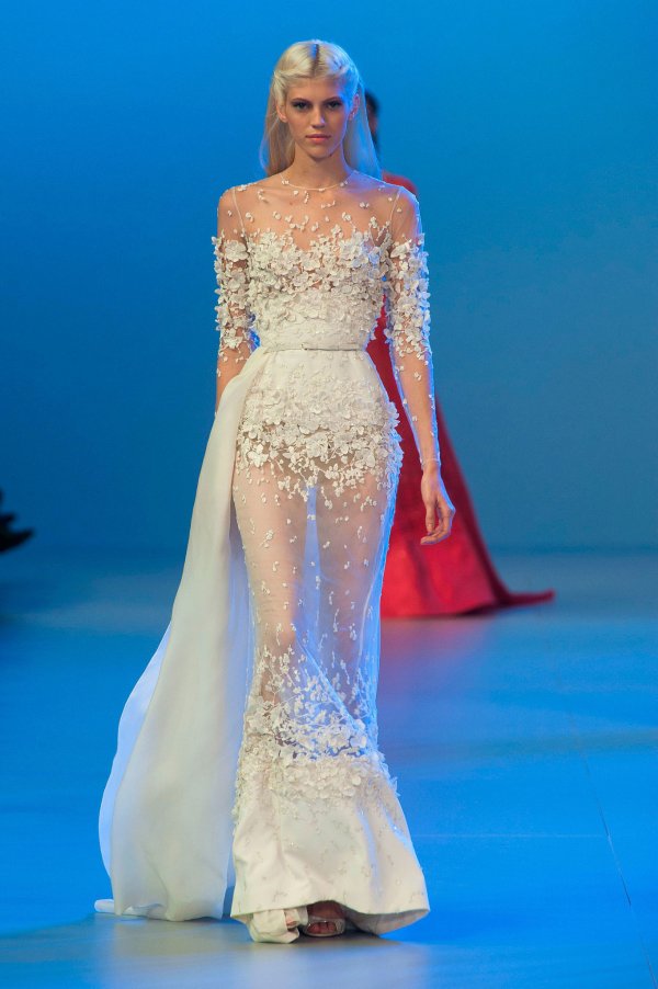 fashion,wedding dress,gown,runway,bridal clothing,