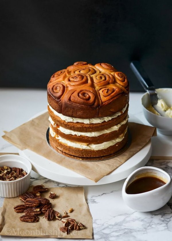 Boozy Caramel Cinnamon Roll Cake