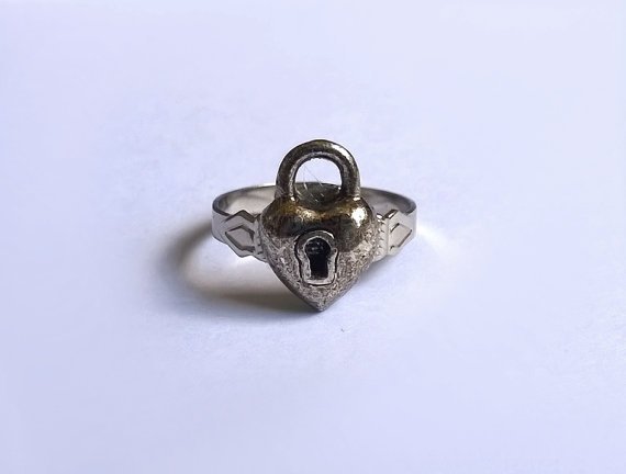 Heart Padlock Ring