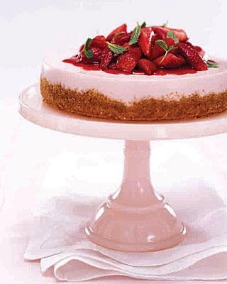 No Bake Strawberry Cheesecake