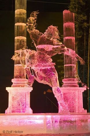 Warrior and Columns Ice Sculpture