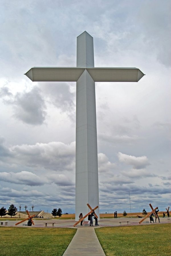 The Cross of Jesus, Groom