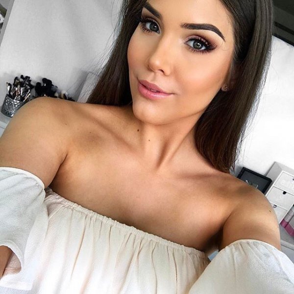 hair, black hair, person, gravure idol, brown hair,