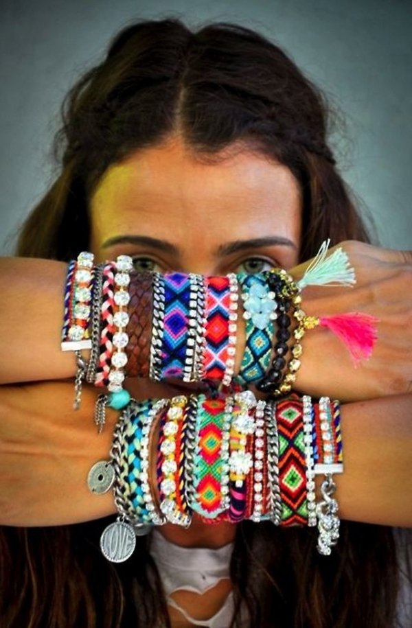 32 Fantastic Bracelets to Adorn Your Wrist 