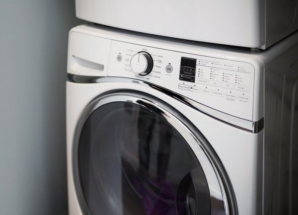 washing machine, clothes dryer, major appliance, kitchen stove, home appliance,