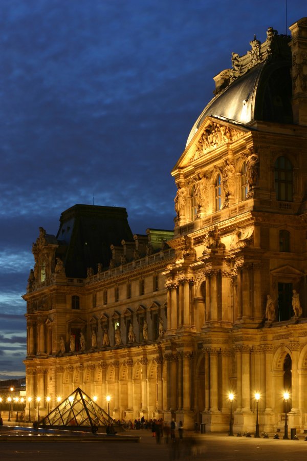 Musée Du Louvre: Paris, France