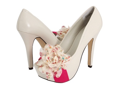 5 Flirty Floral Bridal Shoes for Spring