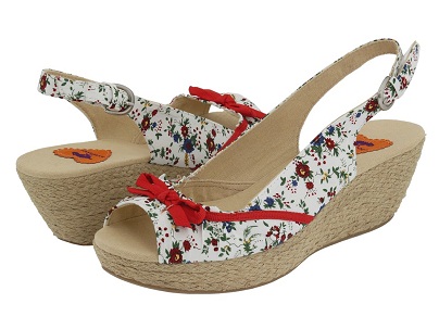 Short wedge online sandals