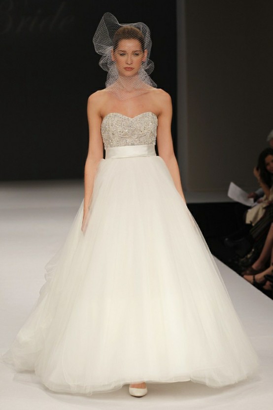 Beaded Bodice Wedding Gown Trend...