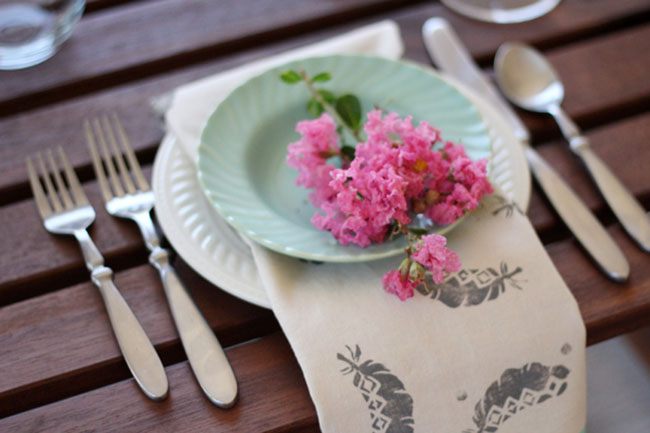 Feather Themed Wedding DIY Napkin...