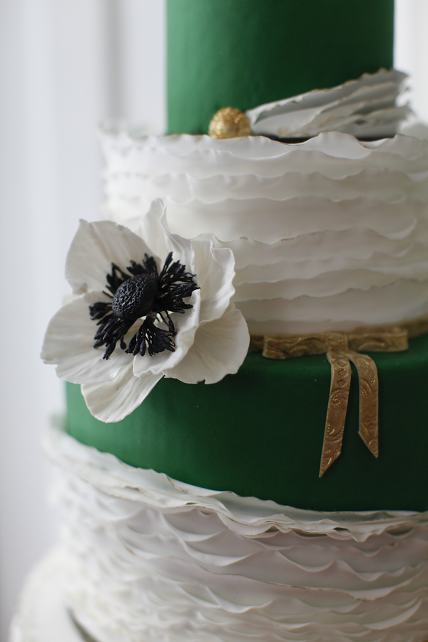 8 Ideas for an Emerald Themed Wedding