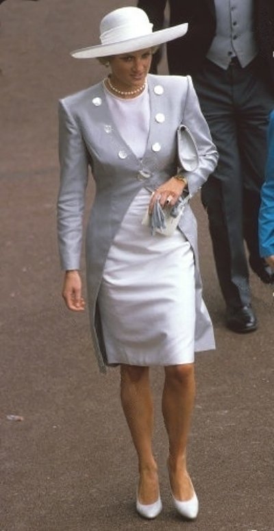 7 of Princess Diana's Best Looks That We Can't Get over