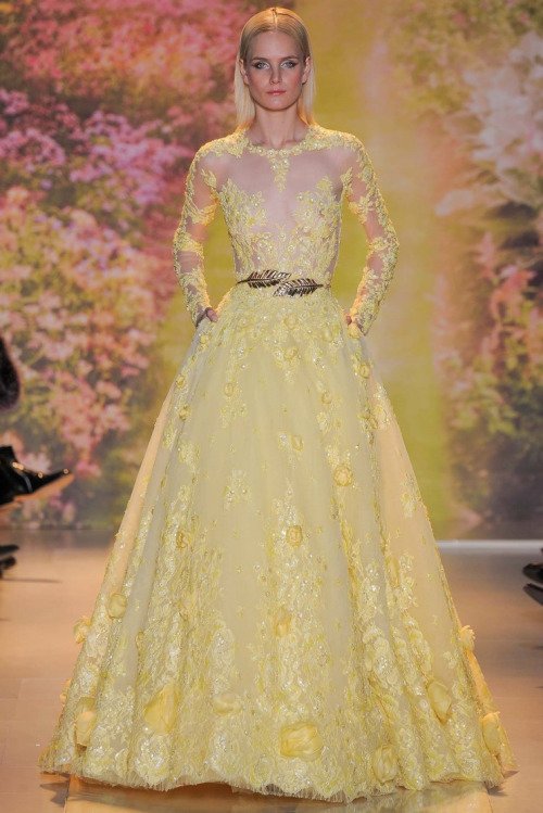 wedding dress,yellow,clothing,dress,gown,