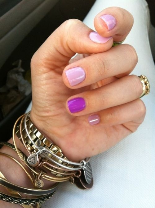 nail,finger,hand,fashion accessory,nail polish,