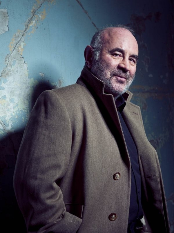 Bob Hoskins, April 29