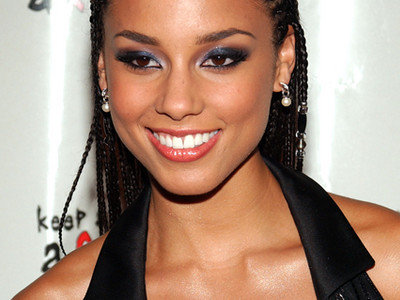 3. Everyone's Favorite - Alicia Keys - Top 10 Smoky Eyes on…