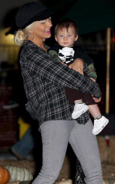 Christina Aguilera and Husband Jordan Bratman Celebrate Son's 1st Birthday...