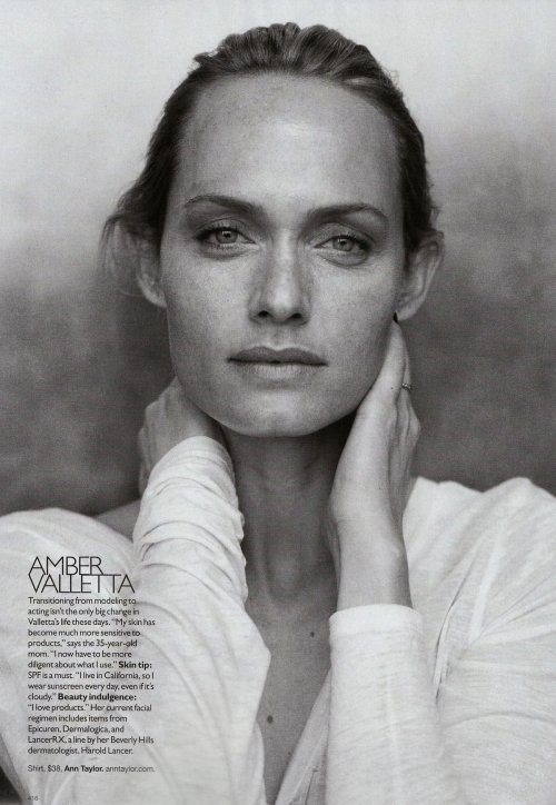 Amber Valletta - 35 Y.o. ...