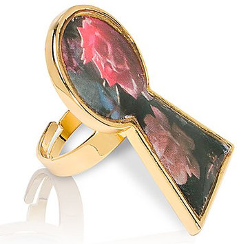 Tom Binns Keyhole Alice in Wonderland Ring