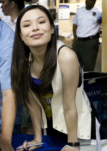 Miranda Cosgrove