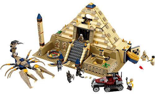 LEGO Pharoah's Quest Scorpion Pyramid