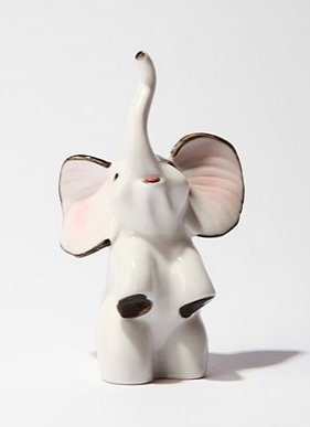 Ceramic Elephant Ring Holder