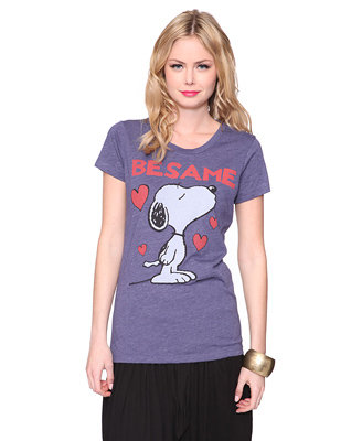 Besame Snoopy Tee