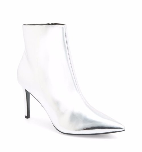 footwear, white, high heeled footwear, leather, leg,