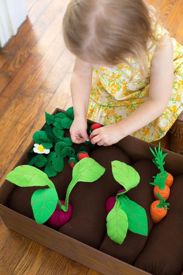 DIY Felt Garden