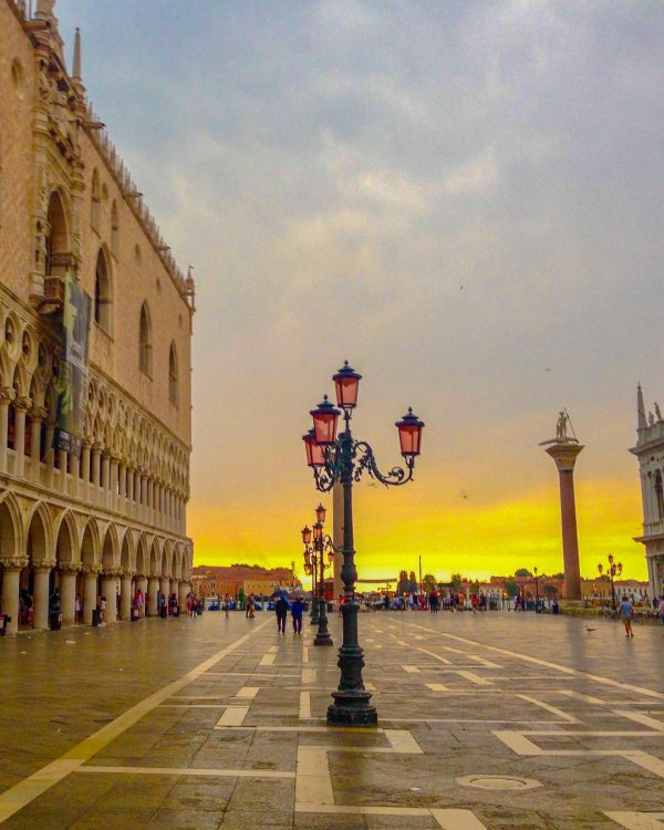 landmark, sky, plaza, public space, town,