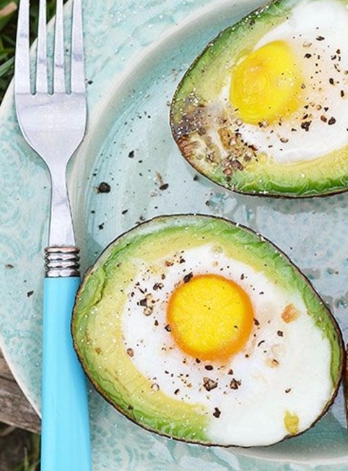 Baked Egg in an Avocado